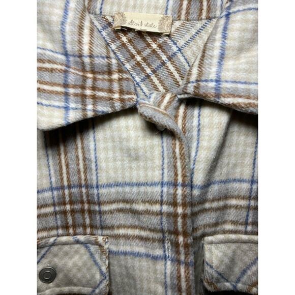 Altar’d State shacket‎ - Picture 4 of 5